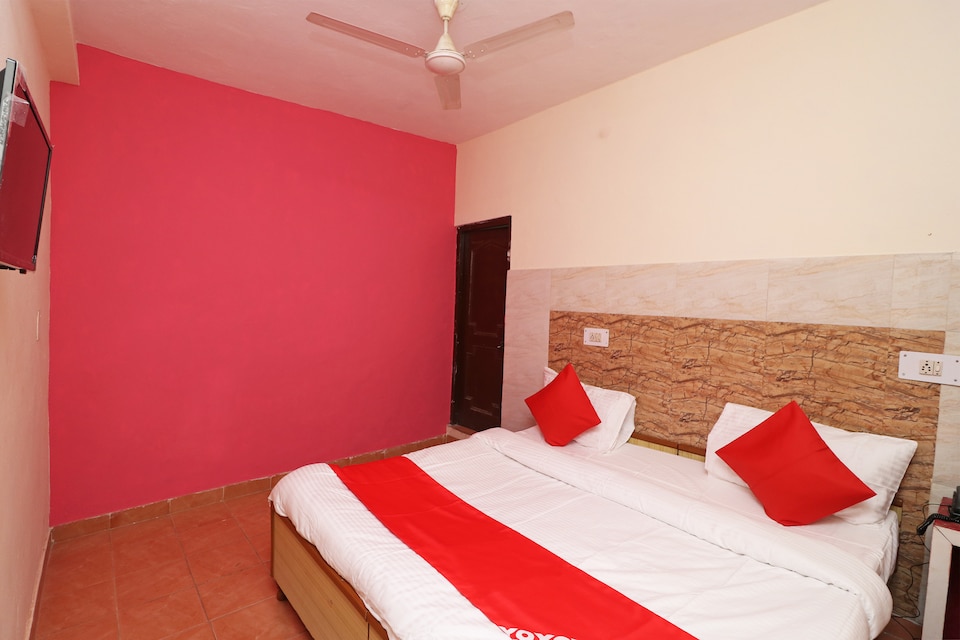 OYO 40267 Lucky Guest House, Dharamshala, Dharamshala