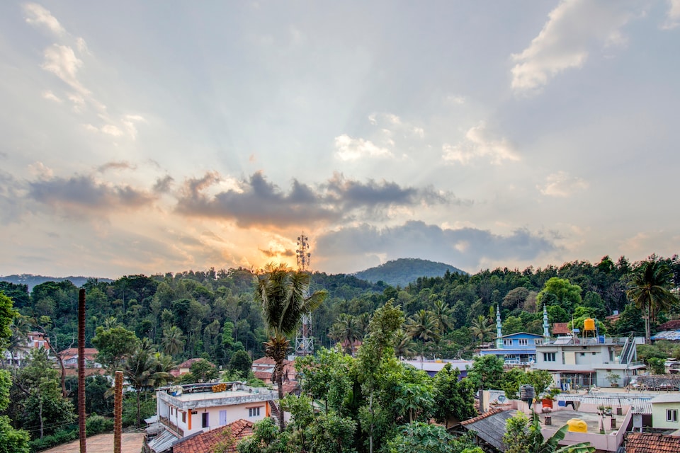 OYO Home 40274 Restful 2bhk Hills View Bhowali, Bhowali Nainital, Nainital