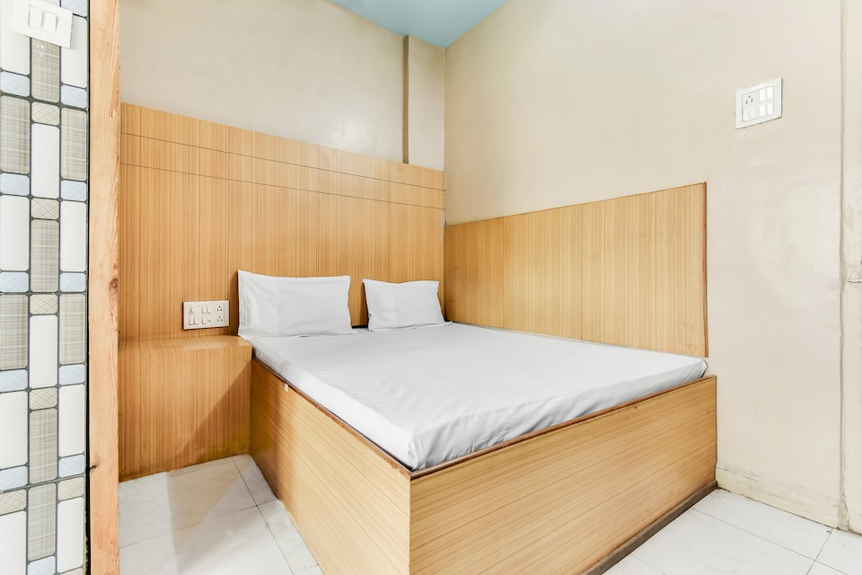 SPOT ON Hotel Shangrila Inn, Central Bus Stand, Aurangabad