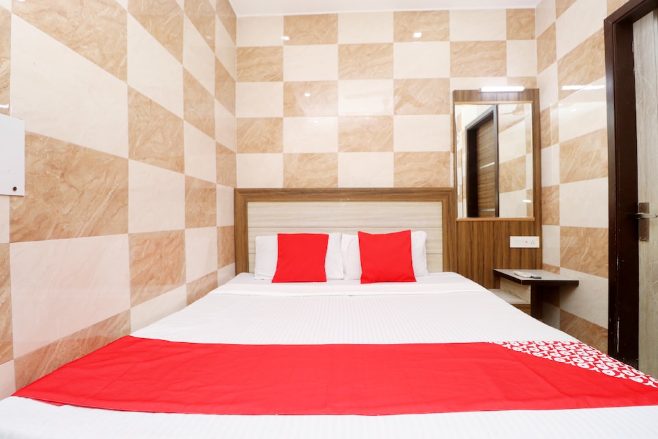 OYO 40297 A K Guest House, Golden Temple Road Amritsar, Amritsar