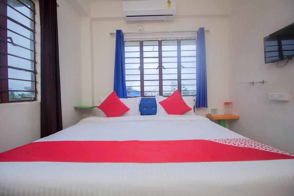 OYO 40299 Shibani Homestay, New Jalpaiguri Station Area Siliguri, Siliguri