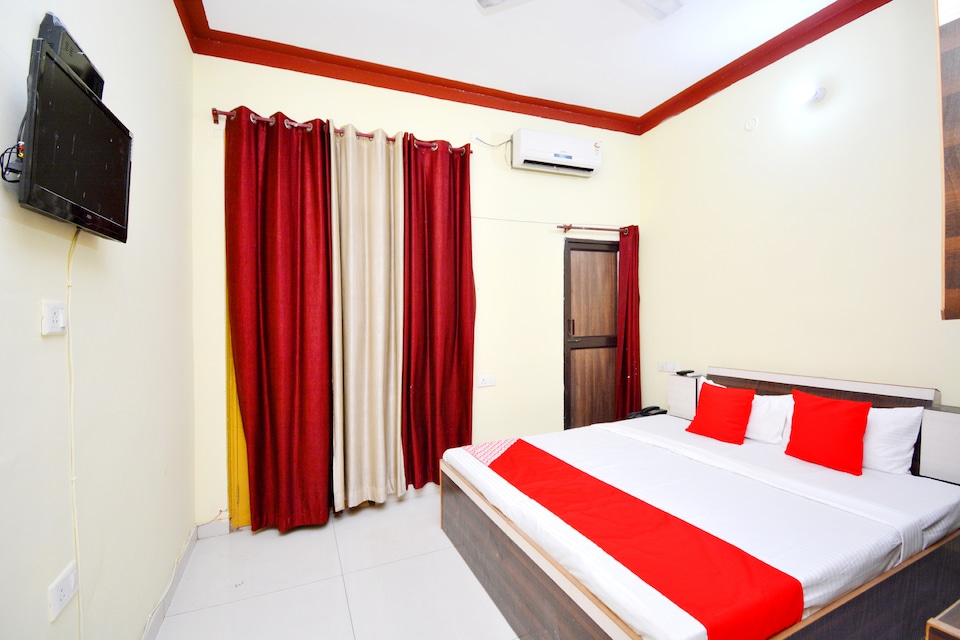 OYO 40306 White House, Jalandhar, Jalandhar