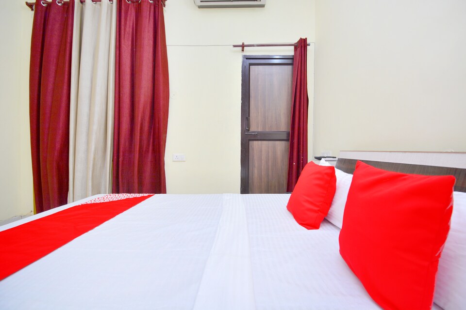 OYO 40306 White House, Jalandhar, Jalandhar