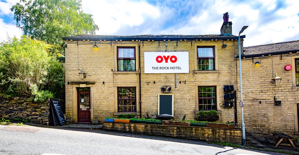 OYO The Rock Hotel, Halifax (North England), Halifax