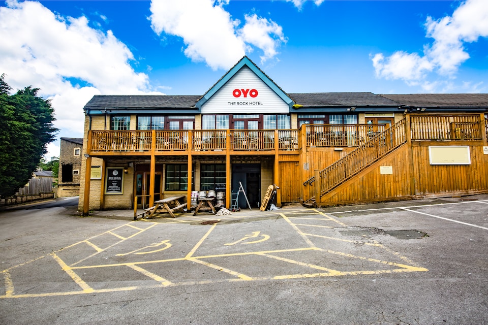 OYO The Rock Hotel, Halifax (North England), Halifax