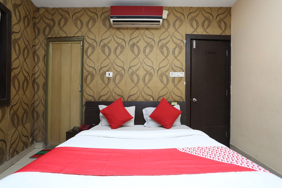 SPOT ON 40309 Hotel Adarsh Palace, Rourkela, Rourkela