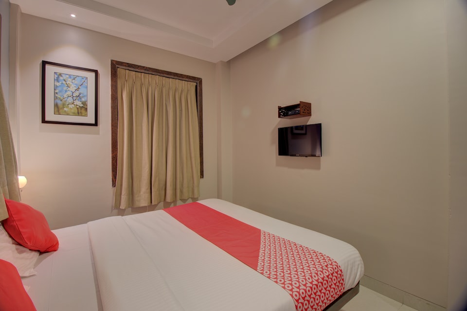 OYO 40315 Hotel Omkar Residency, Karjat city, Karjat