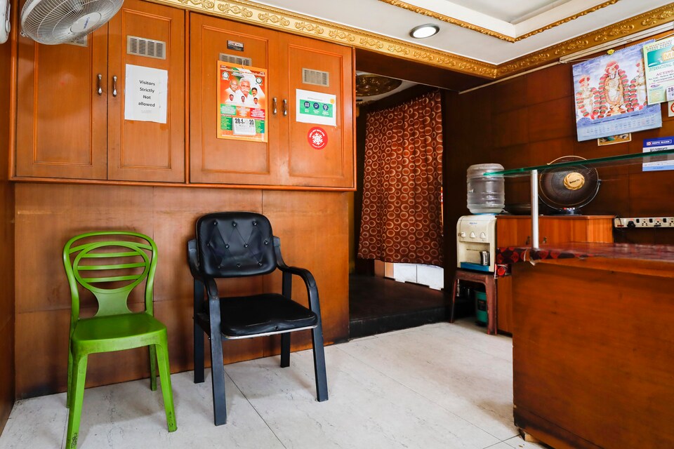 SPOT ON Vvr Residency Near Pvr Spi Palazzo Chennai, Vadapalani Chennai, Chennai