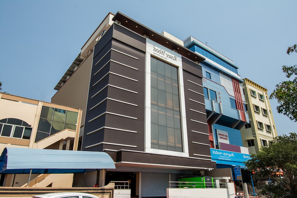 Collection O 40330 Rosee Wood, MVP Colony Visakhapatnam, Visakhapatnam