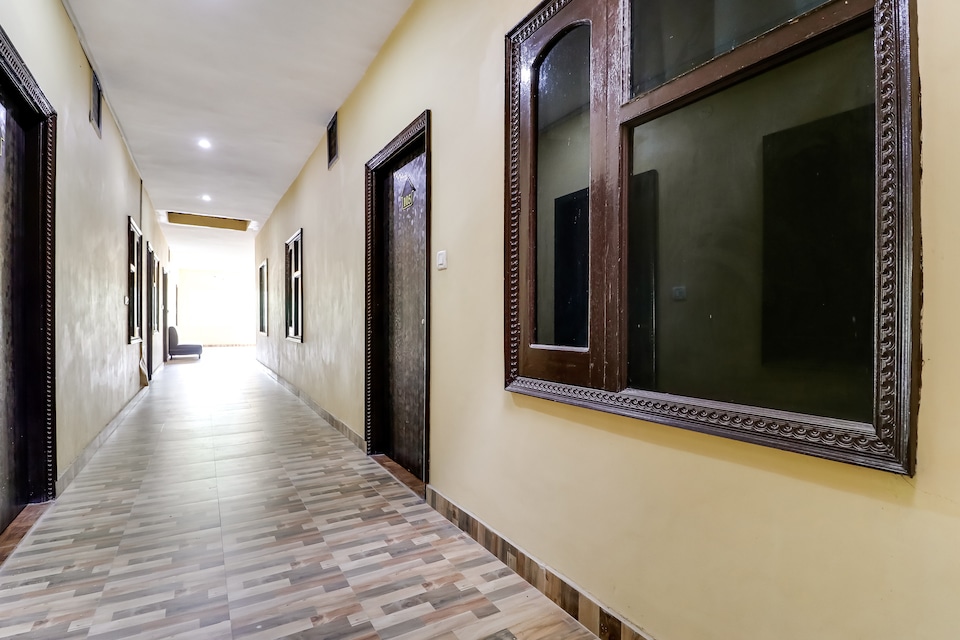 OYO 40405 Second Home Motel, Amritsar Bus Stand, Amritsar