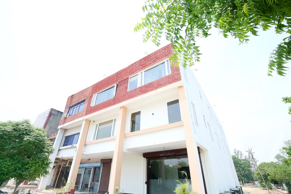 OYO 40417 Hotel Grand Taj, Kurukshetra, Kurukshetra