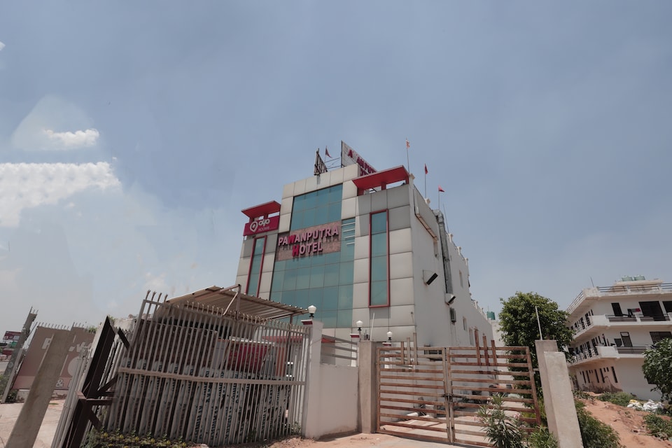 OYO 40418 Pawanputra Hotel, Bhiwadi, Bhiwadi