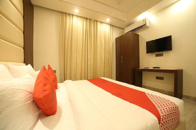 Hotel O Status Inn