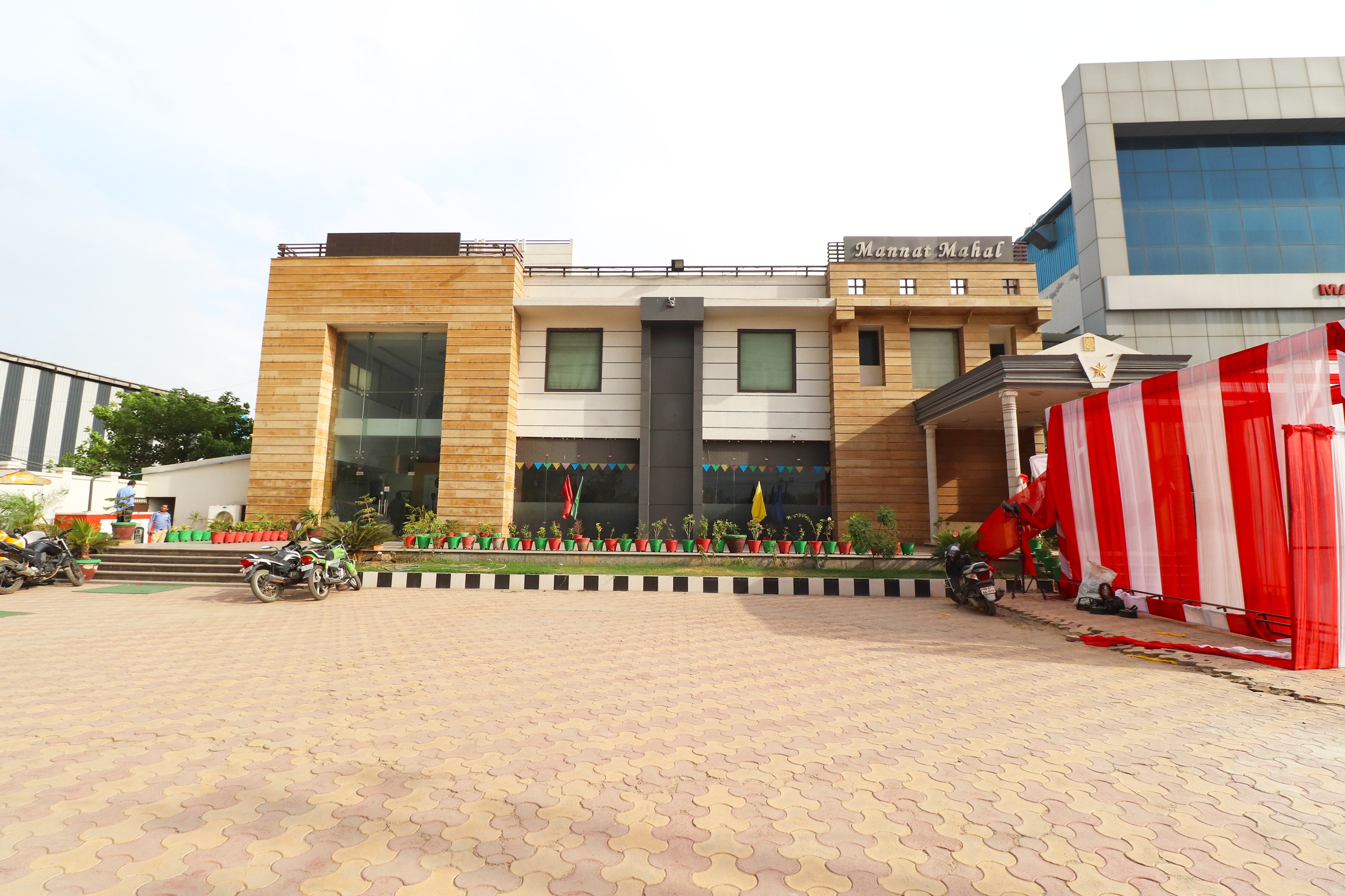 Hotels In Nit Faridabad Starting 422 Upto 81 OFF On 137 Nit