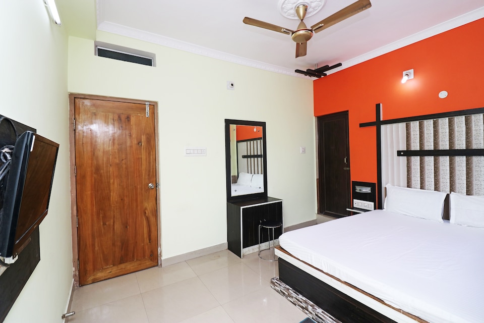 OYO 40429 Hotel Shriya, Swargadwar Puri, Puri