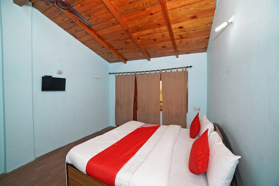 OYO 40435 Hotel Jai Golu Dev, Bhimtal Nainital, Nainital