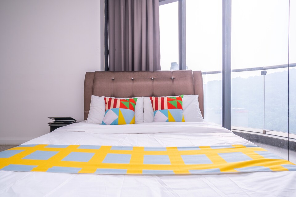 OYO Home 1124 Incredible 1br Empire City Marriot , Damansara Perdana, Petaling Jaya