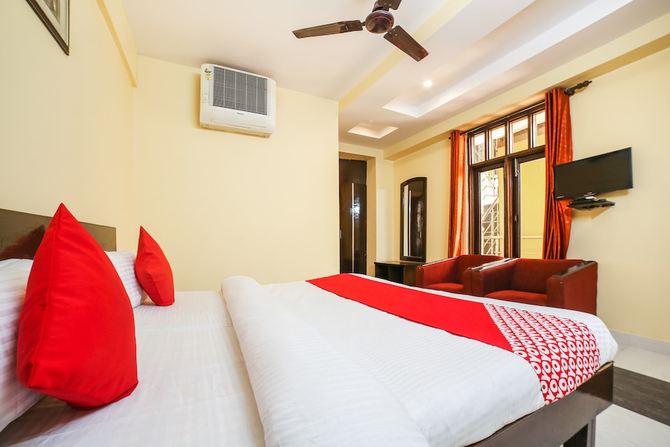 OYO 40467 Hotel Swastik, Dehradun Railway Station, Dehradun