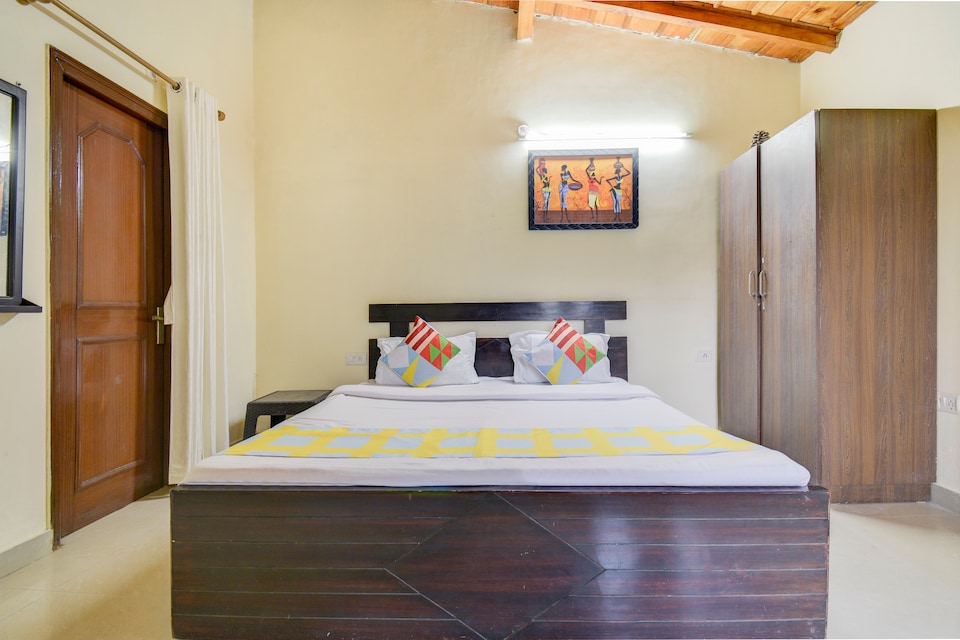 OYO Home 40472 Comfortable Stay Bhowali, Bhowali Nainital, Nainital