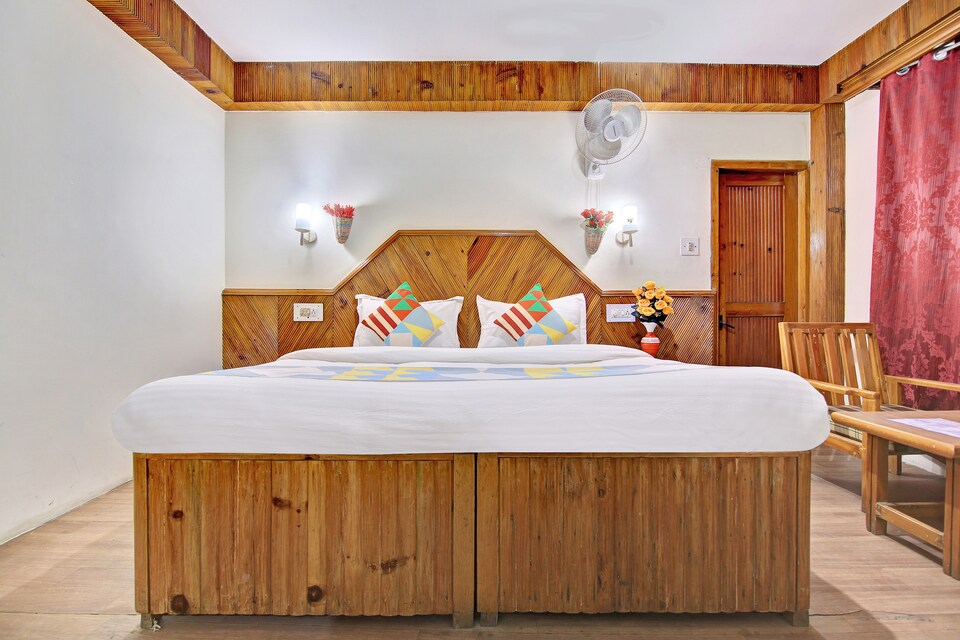 OYO Home 40474 Gratifying Studio Stay Aleo, Mall Road Manali, Manali