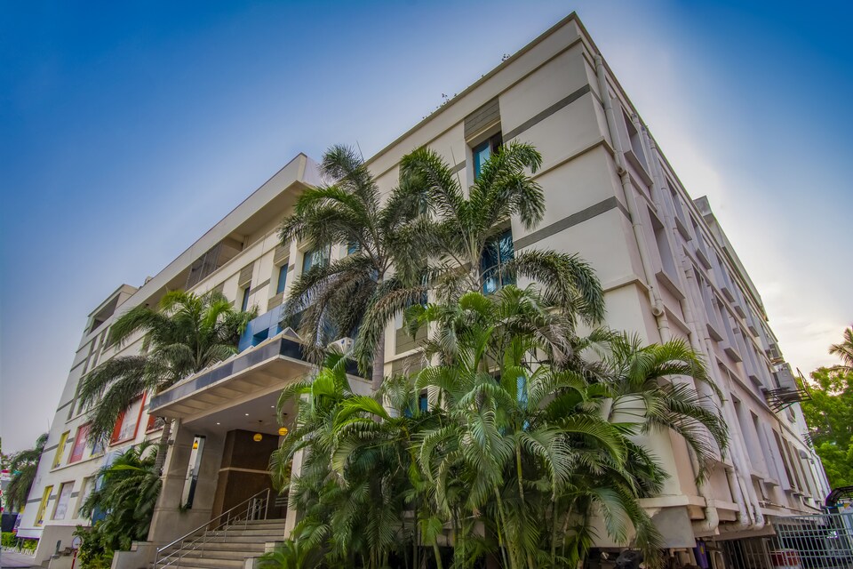 Capital O 40485 Hotel Chitturi Heritage, Rajahmundry, Rajahmundry