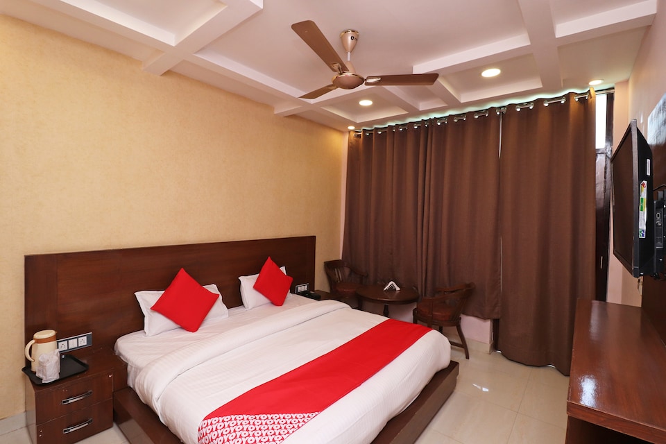 OYO 40490 Grill To Chill, Rishikesh, Rishikesh