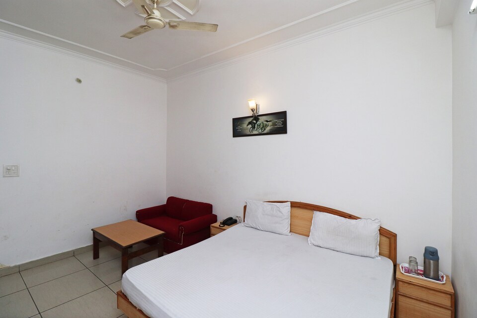 OYO 40495 Aj International, Katra, कटरा