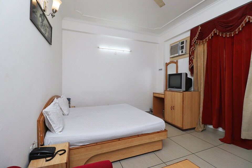 OYO 40495 Aj International, Katra, कटरा