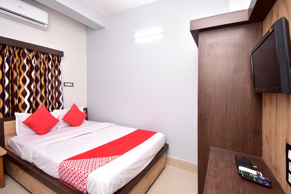 OYO 40506 Kaka Residency, Berhampore, Berhampore