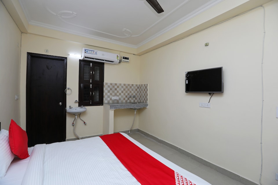 OYO 40516 Hotel Fairmount, Vasant Kunj Delhi, Delhi