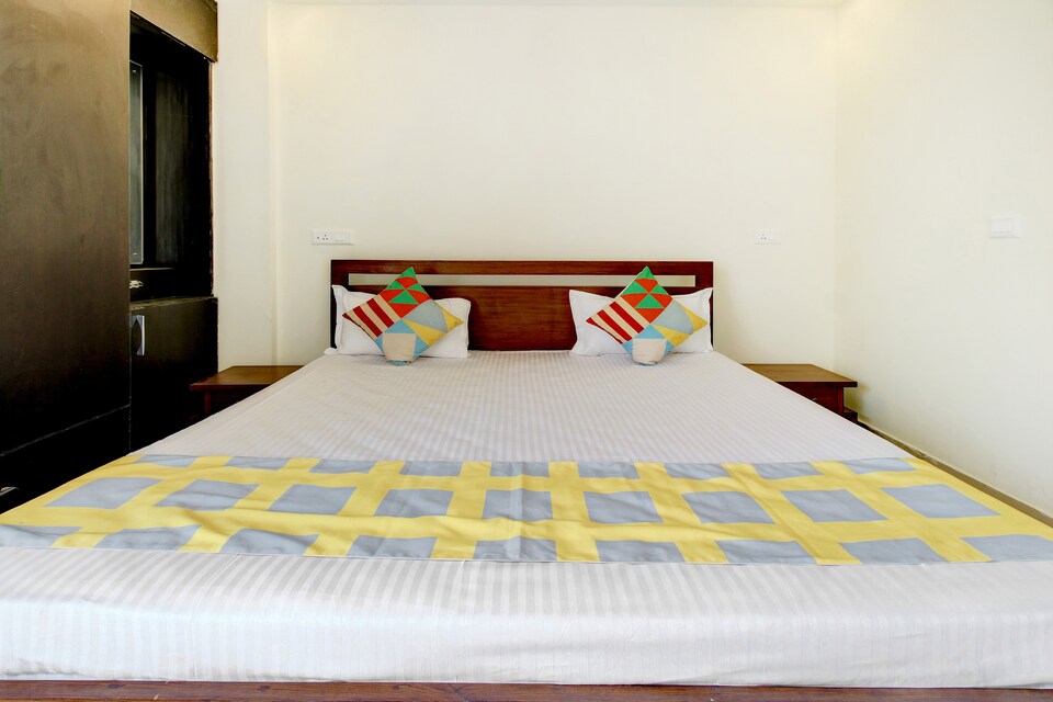 OYO Home 40530 Spacious  1bhk Bhowali, Bhowali Nainital, Nainital