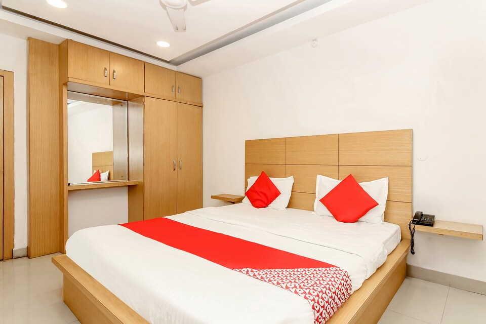 OYO 26270 Hotel 21 Avenue, Banjara Hills, Hyderabad