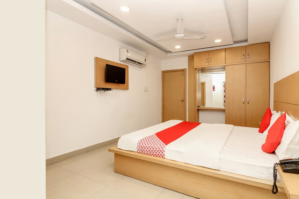 OYO 26270 Hotel 21 Avenue, Banjara Hills, Hyderabad