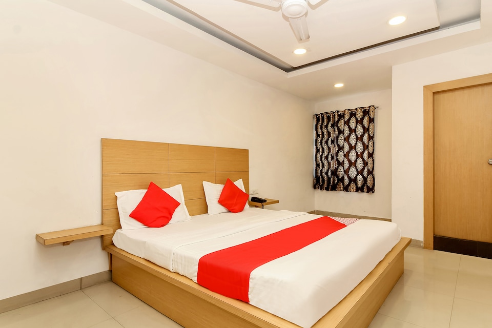 OYO 26270 Hotel 21 Avenue, Banjara Hills, Hyderabad