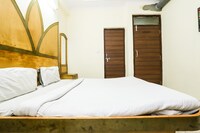 OYO Flagship 40634 Hotel Hans International