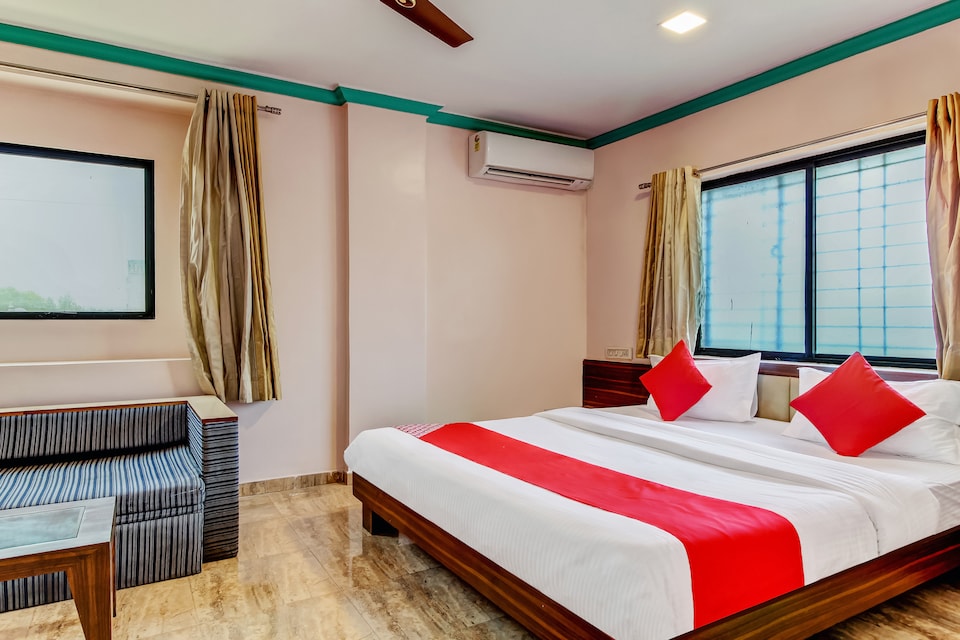 OYO 40635 Hotel Shloka, Pimpri Pune, Pune