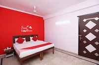 OYO 40645 Primerose Residency 2