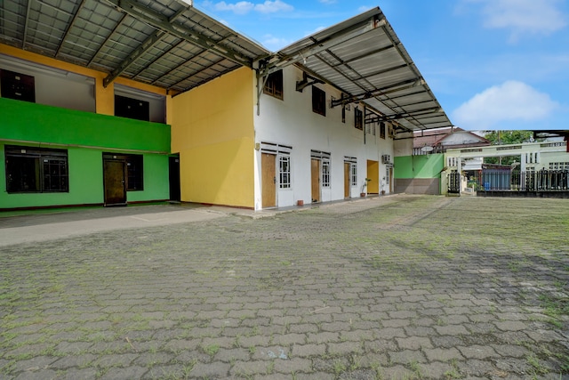 Dancenter Angel Home Stay Syariah