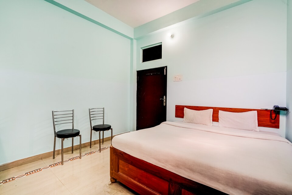 SPOT ON 40658 Hotel Sunlight, Khalilabad, Khalilabad