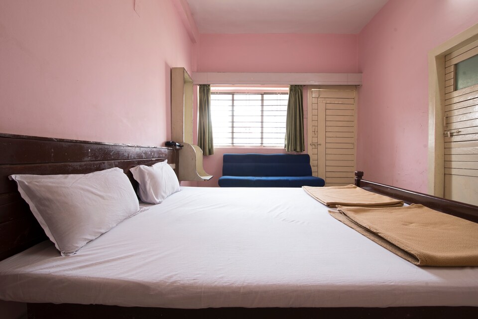 SPOT ON 40660 Hotel Raj, Kolhapur, Kolhapur