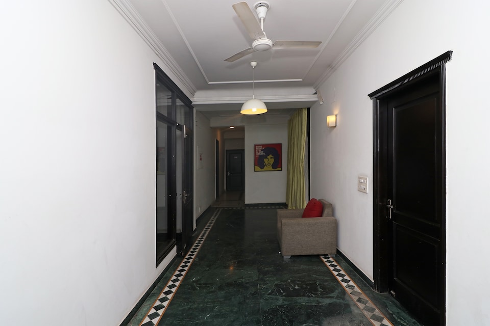 Hotel O Hare Rama guest house, Paharganj Delhi, Delhi