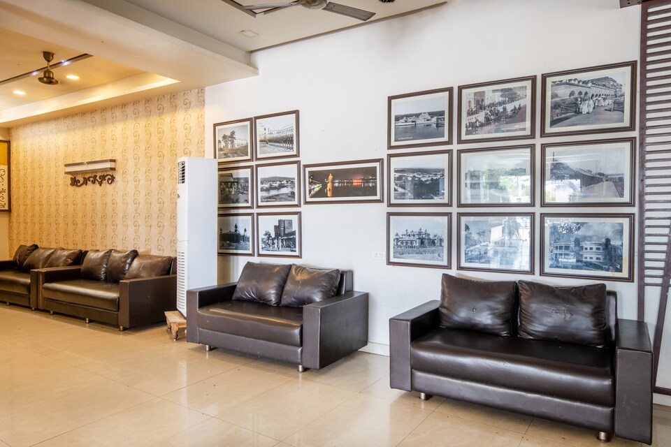 OYO 40682 Hotel Lake City Pride, Airport Road - Bhopal, Bhopal