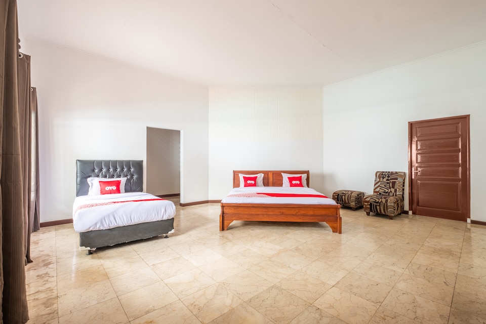 OYO 951 Cempaka Ratu Beach Resort, Pelabuhan Ratu, Sukabumi