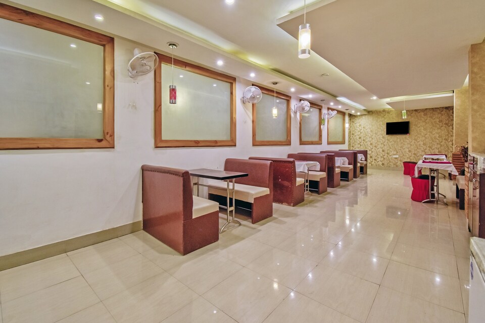 Capital O 40694 Dolsee Hotel, Alwar, अलवर