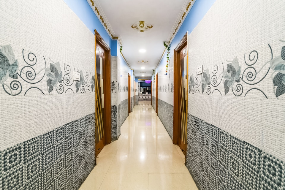 Hotel O Thulasee Hotels, Renigunta Road Tirupati, Tirupati