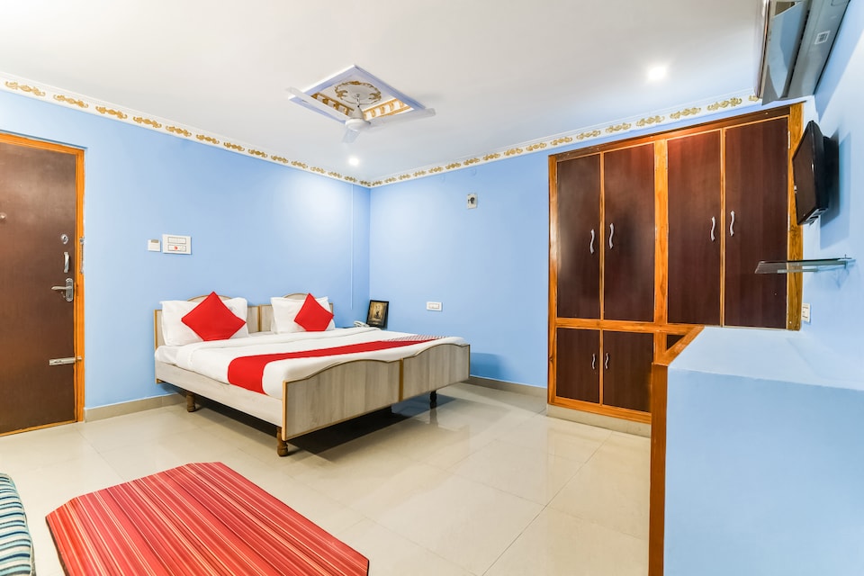 Hotel O Thulasee Hotels, Renigunta Road Tirupati, Tirupati