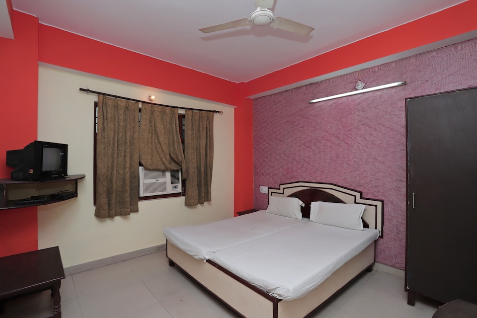 SPOT ON 40707 Hotel Mohan, Corporate Complex, Agra