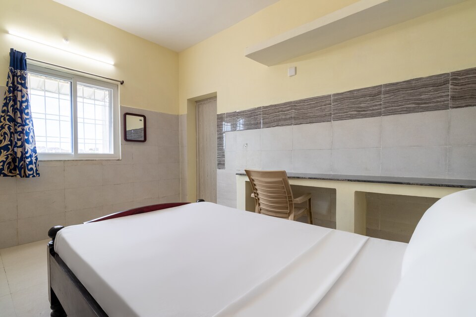 OYO 40708 Sri Vaibhava Lakshmi Gardens Rest Rooms, Appalayagunta, Tirupati