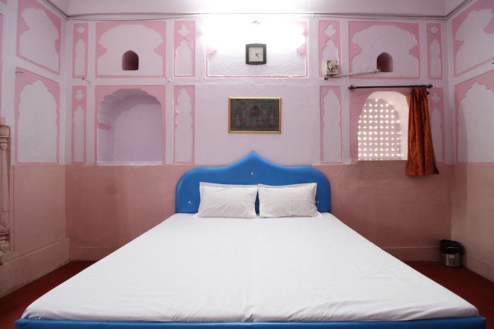 SPOT ON Khawas Palace Heritage Guest House, Amer, Jaipur