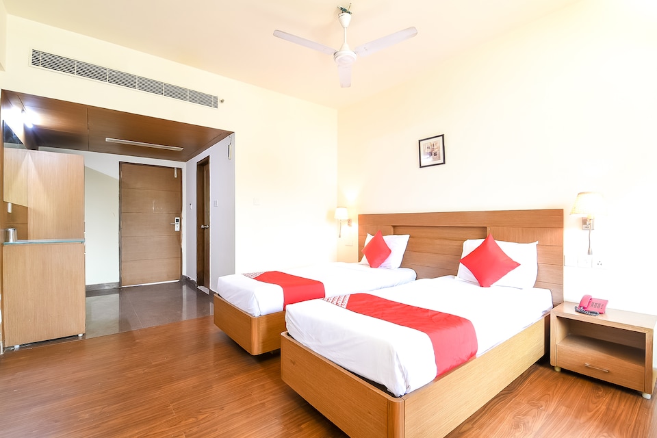 OYO 40718 Hotel Arka, Ramaraopet Kakinada-II, Kakinada